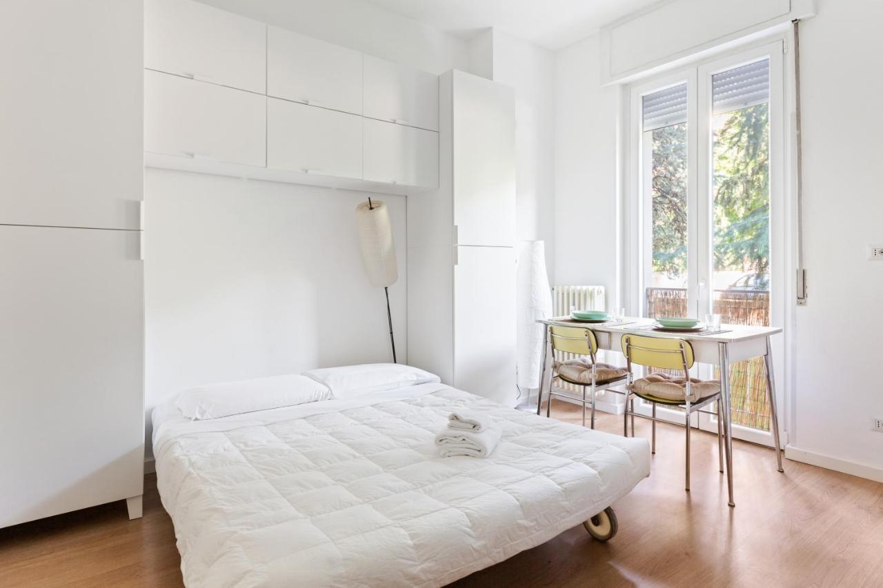 Milano Famagosta Cosy Studio ภายนอก รูปภาพ