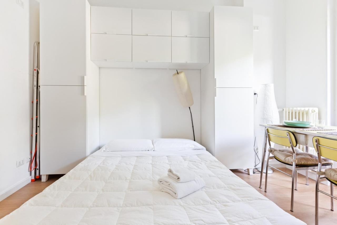 Milano Famagosta Cosy Studio ภายนอก รูปภาพ